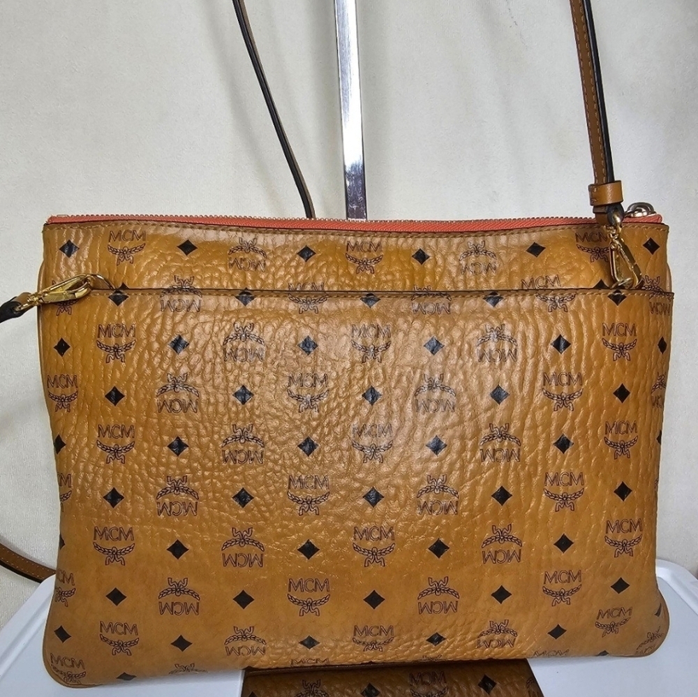 🤎▪️MCM▪️ VISETOS LIMITED Edition cognac crossbody/ Clutch MONKEY BAG - Picture 5 of 14